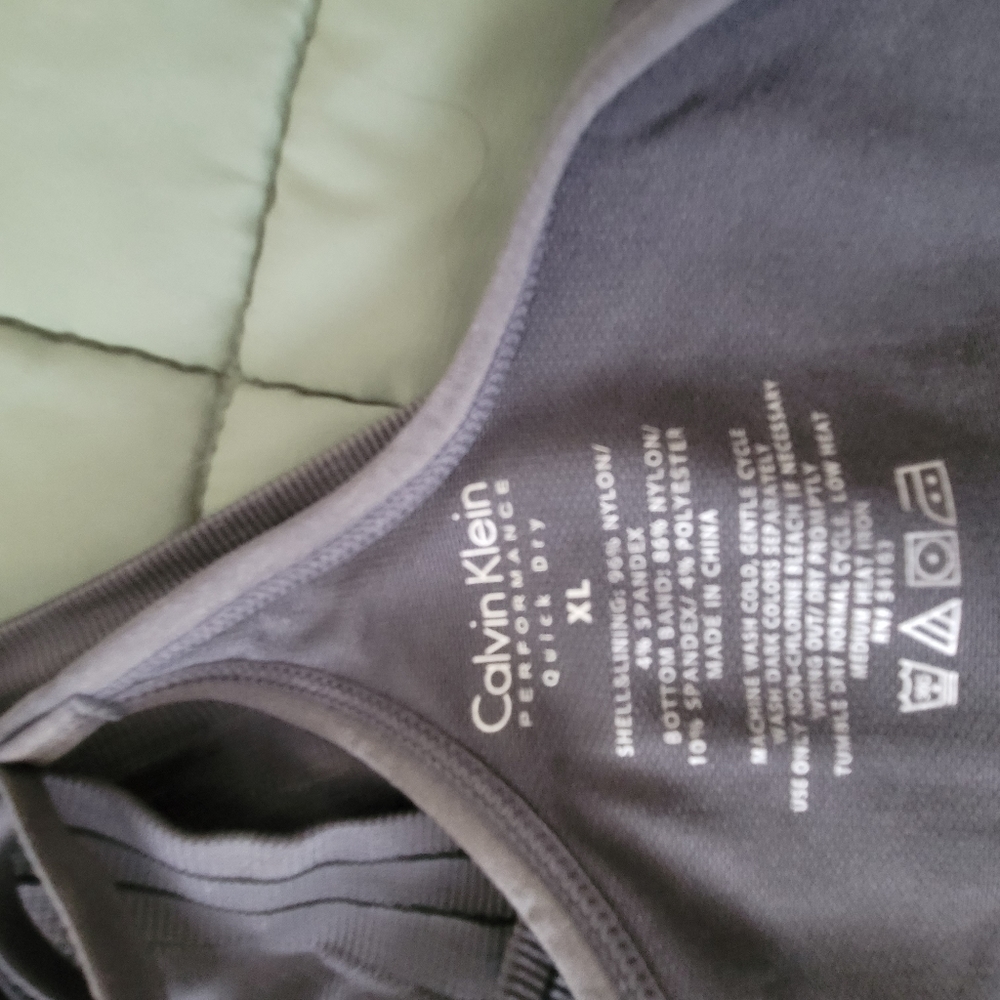 Sports bra XL